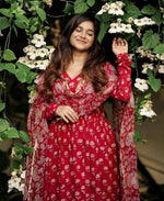 Thumbnail for NOZ2TOZ Women's Floral Printed Knee Length Flared Rayon Kurti And Pant Set With Cotton Printed Dupatta - Red - Distacart