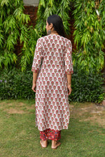 Thumbnail for NOZ2TOZ Women's Floral Printed Knee Length V Neck Kurta Set With Dupatta Set - White - Distacart