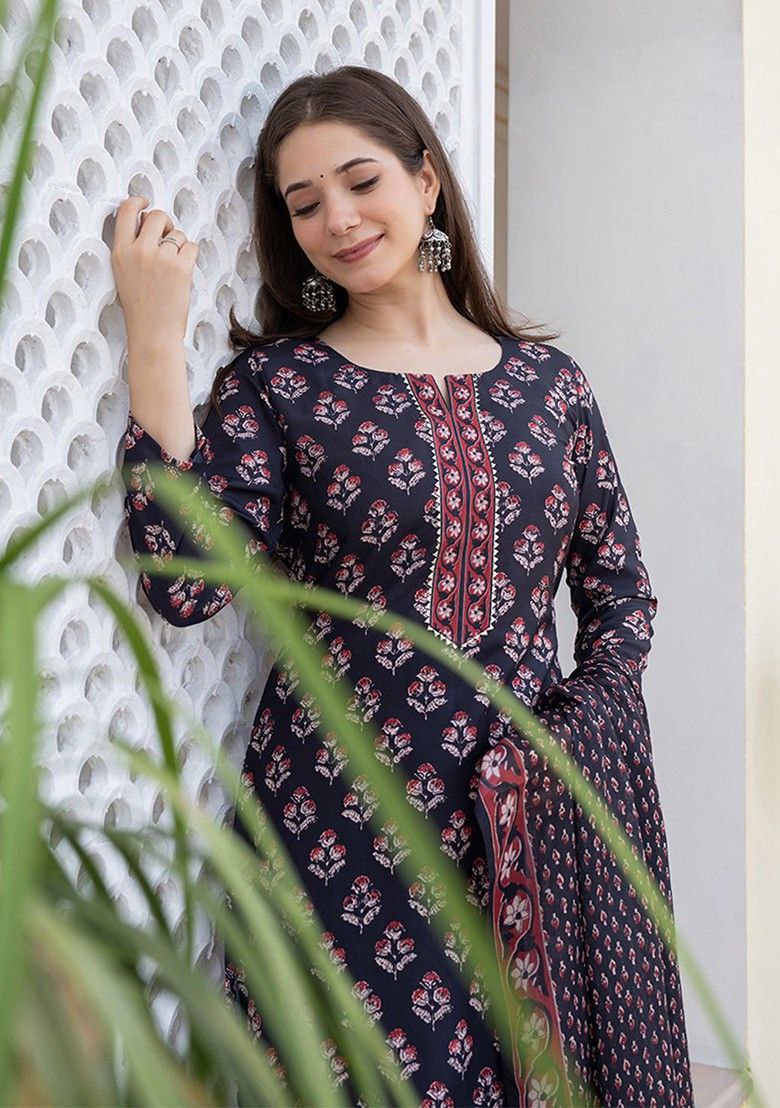 NOZ2TOZ Floral Printed Knee Length V Neck Kurti And Pant Set For Women - Blue - Distacart