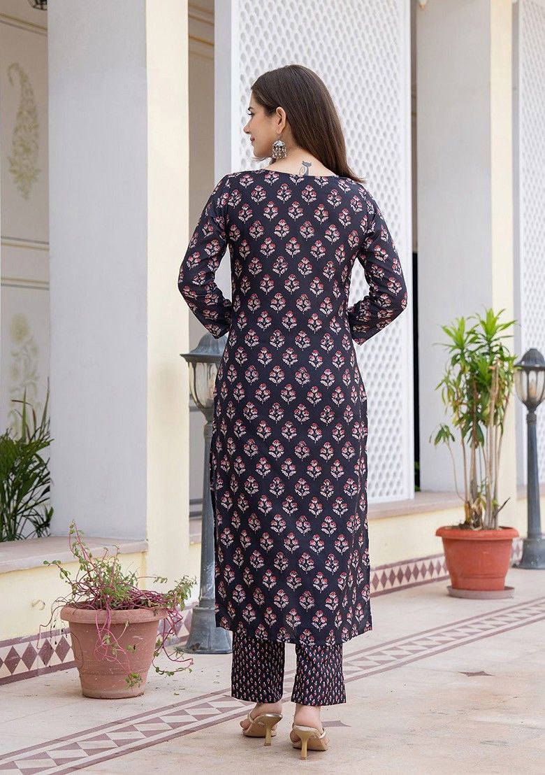 NOZ2TOZ Floral Printed Knee Length V Neck Kurti And Pant Set For Women - Blue - Distacart