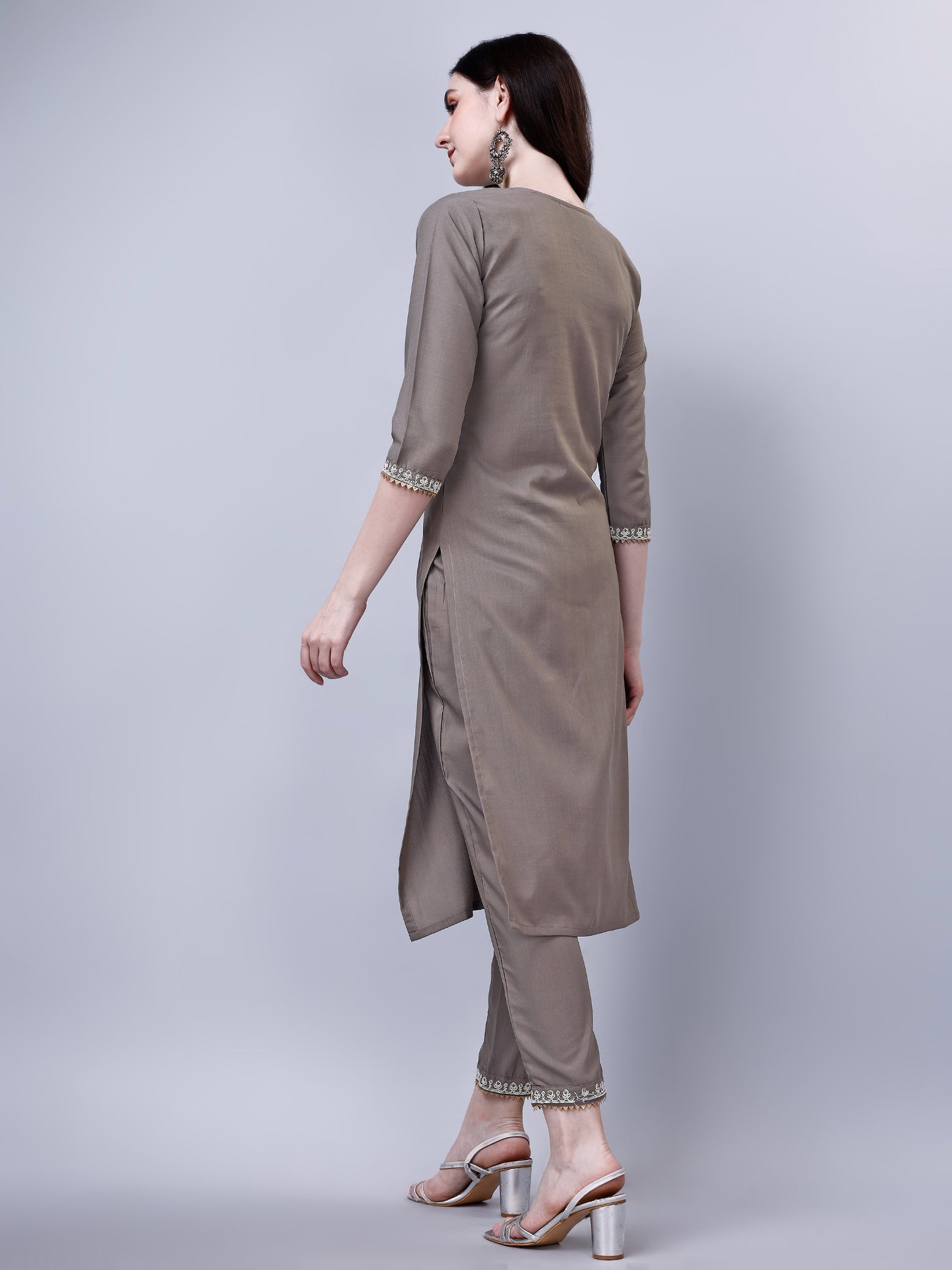 NOZ2TOZ Women's Silk Blend Embroidered Kurti And Pant Set - Grey - Distacart