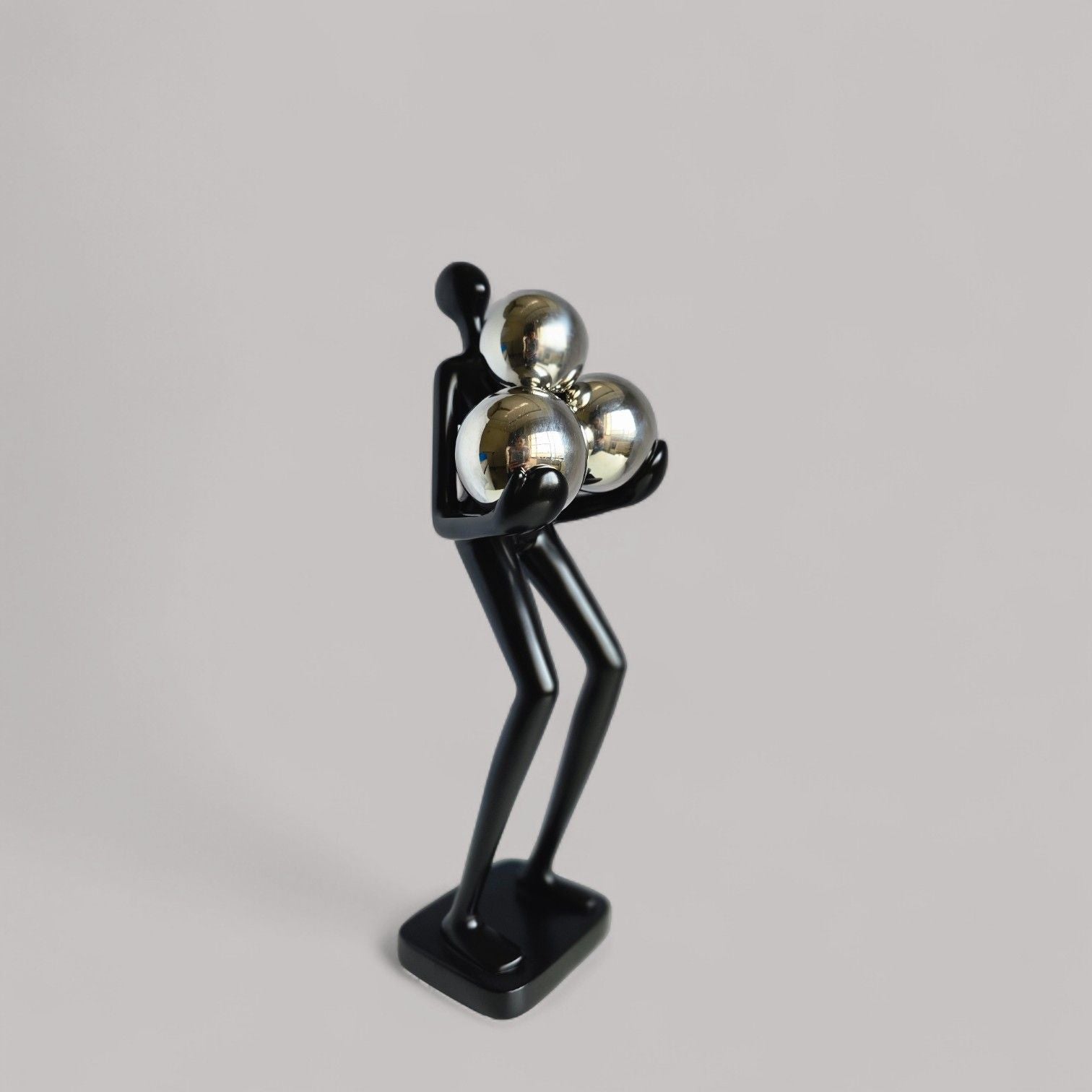 Sun Mun Decors Black Three Ball Figure