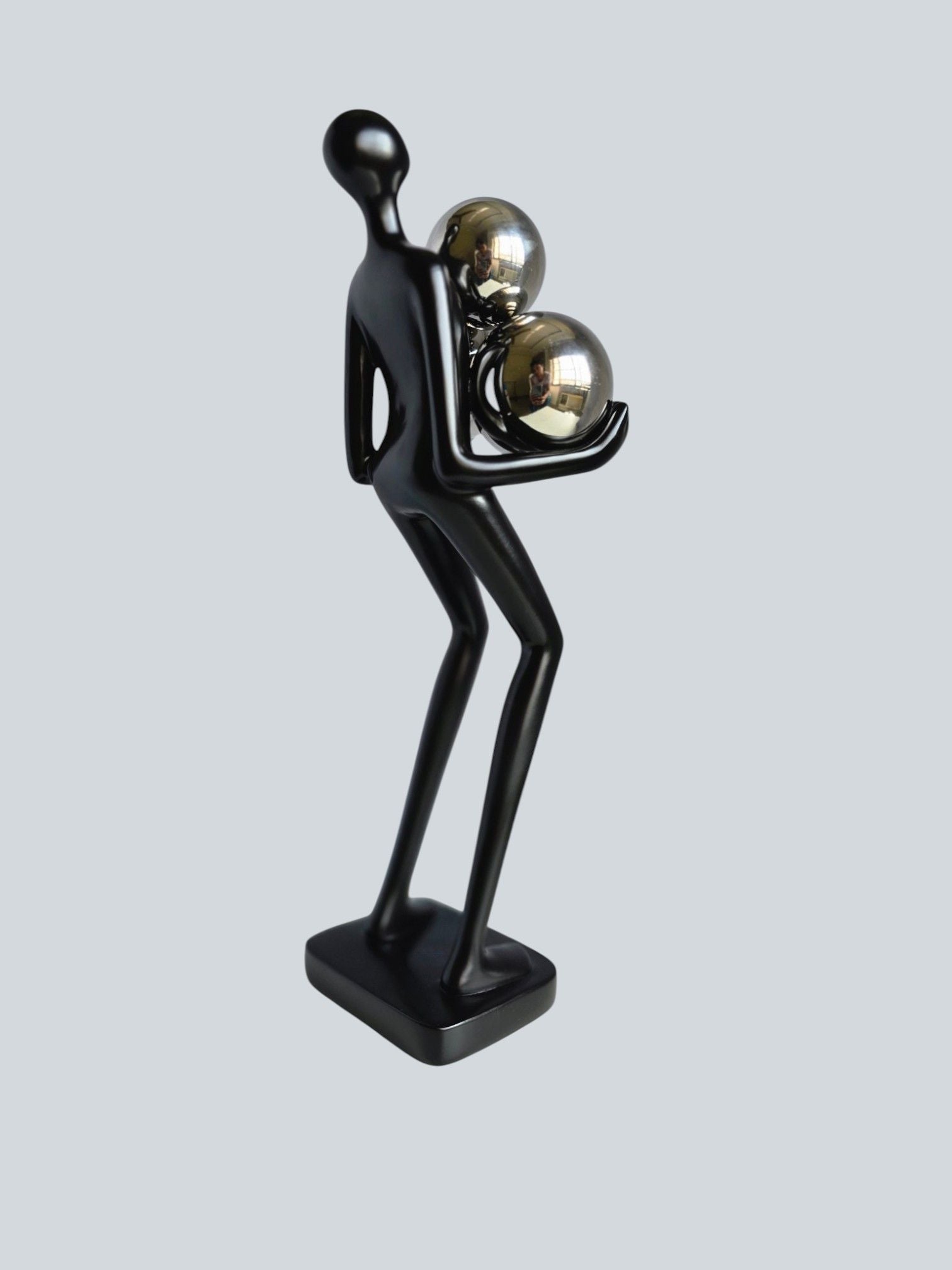 Sun Mun Decors Black Three Ball Figure