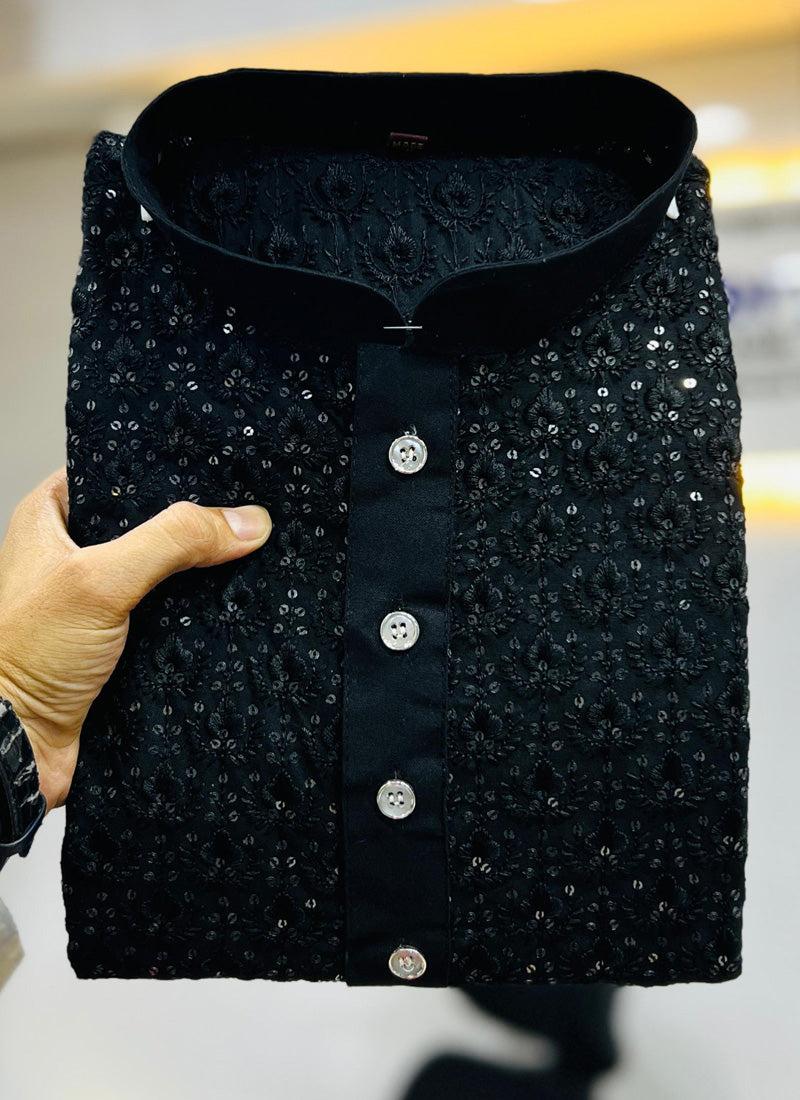 Prazu Fashion Black Rayon Embrodered Kurta With Pajama