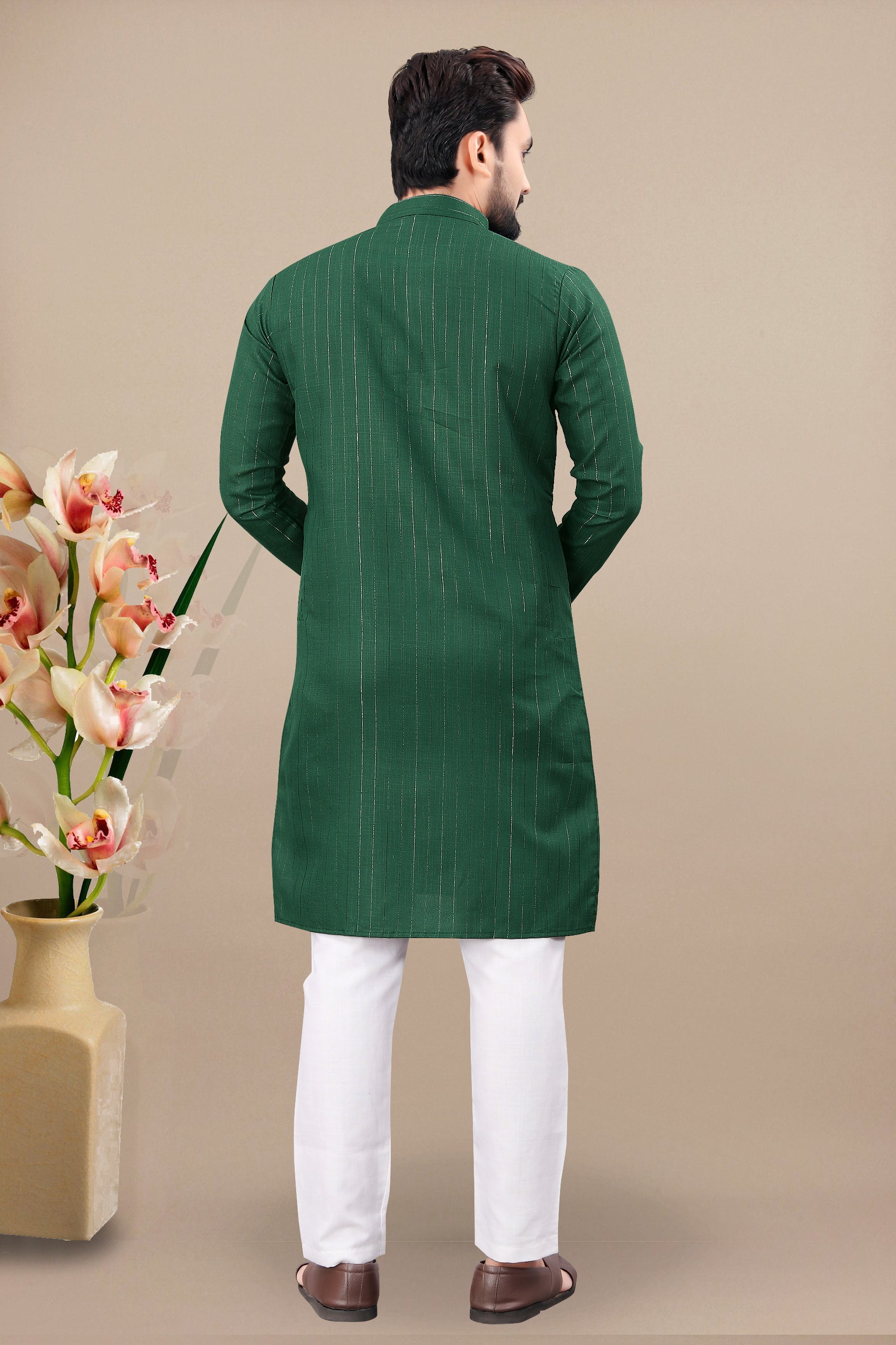 Neera Trendz Green Cotton Blend Lining Work Men's Kurta With Pyjama