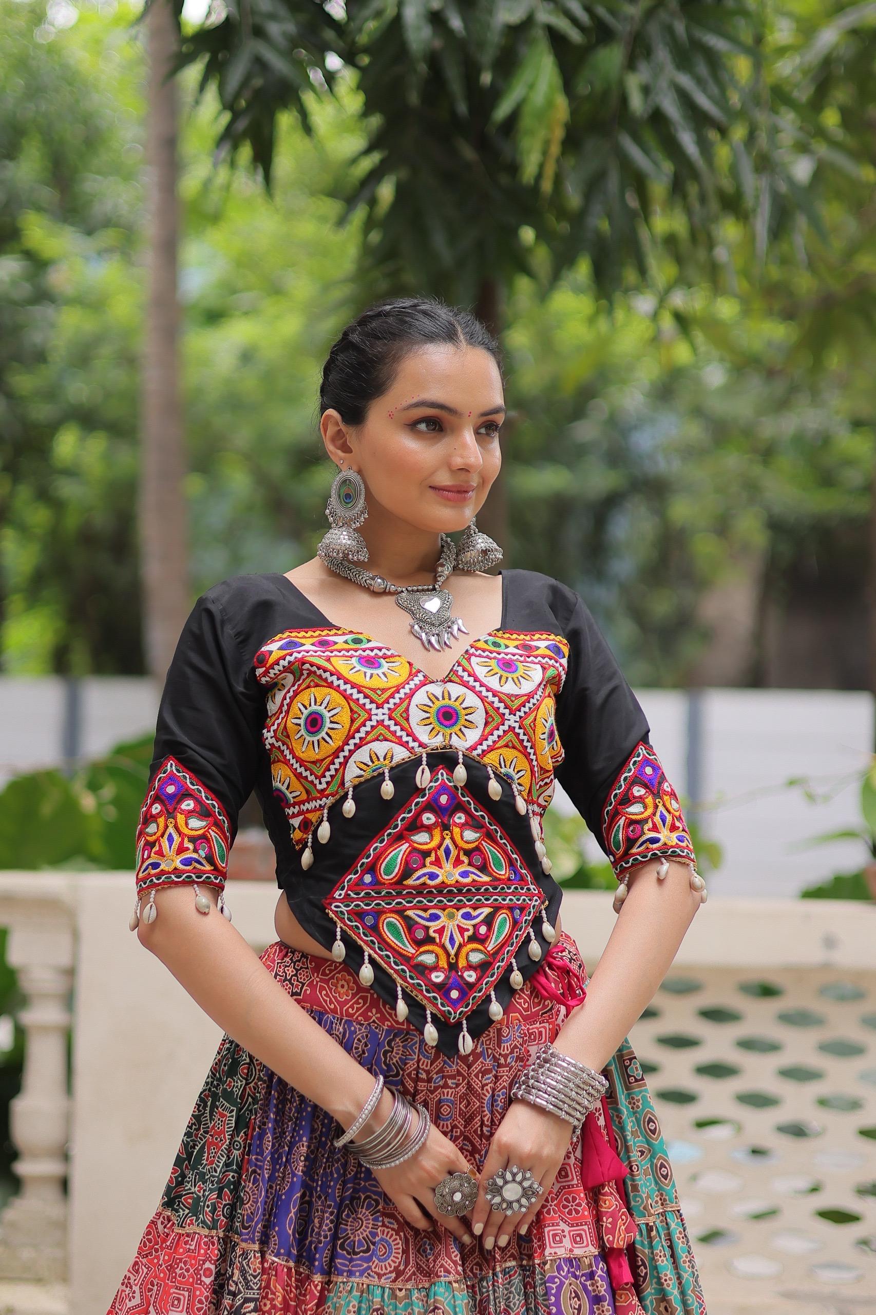 Prazu Fashion Black Kutchi Gamthi Embroidered Codi Lace Work Lehenga For Navratri