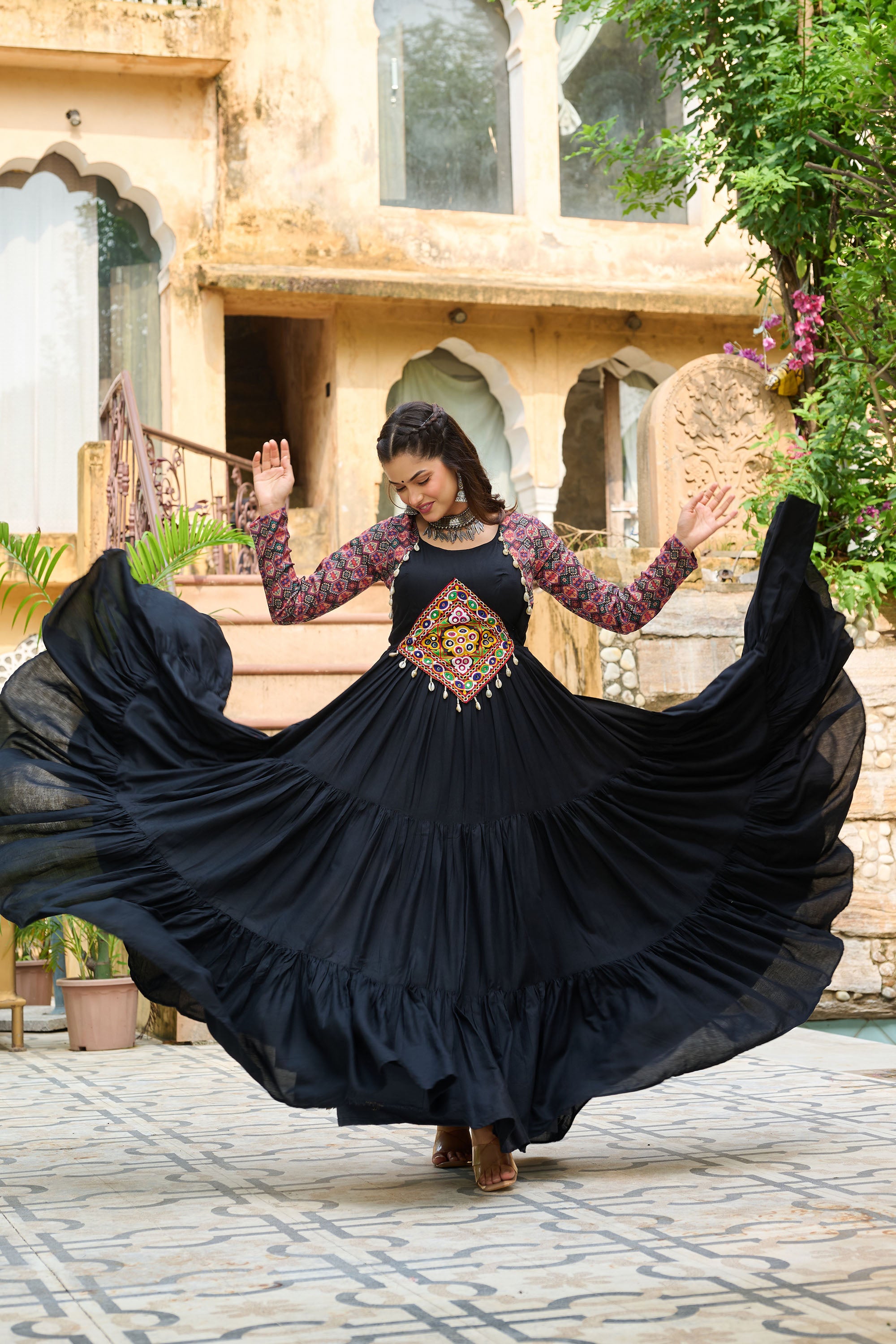 Lorenvalley Fashion Black Rayon Kutchi Gamthi Embroidered Work & Cotton Print Work Gown
