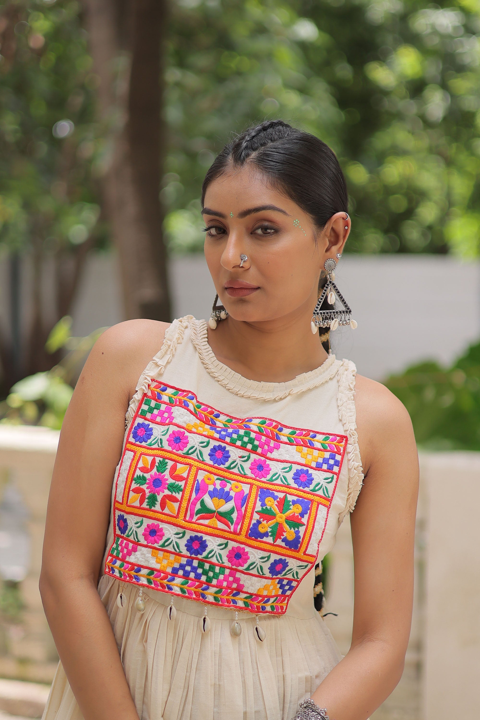 Lorenvalley Fashion Offwhite Kora Cotton with Multi Thread Embroidered Work Gown