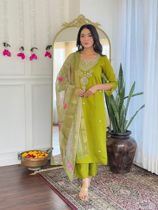 The52 Women's Viscose Embroidery work Straight Kurta with Pant and Dupatta Set