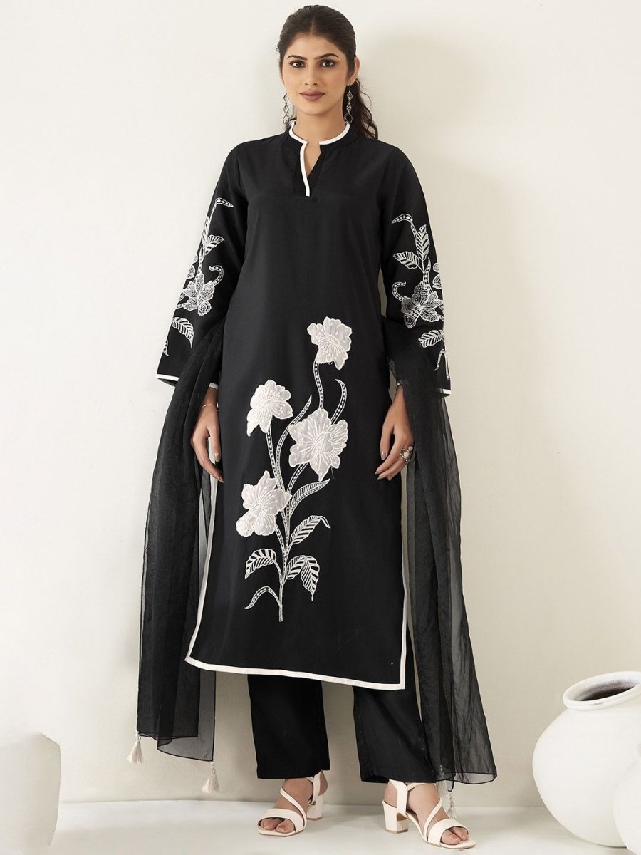 Anouk Floral Embroidered Regular Chanderi Silk Straight Kurta with Trousers & Dupatta - Distacart