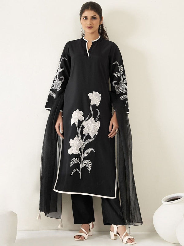 Anouk Floral Embroidered Regular Chanderi Silk Straight Kurta with Trousers & Dupatta