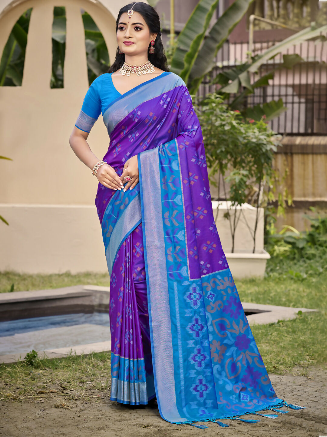 Astita Pochampalli Silk Violet Saree