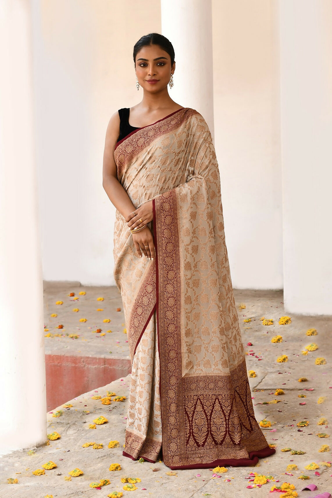 Joban Fashion Crème Crepe Chiffon Pure Handloom Banarasi Silk Saree - Dista