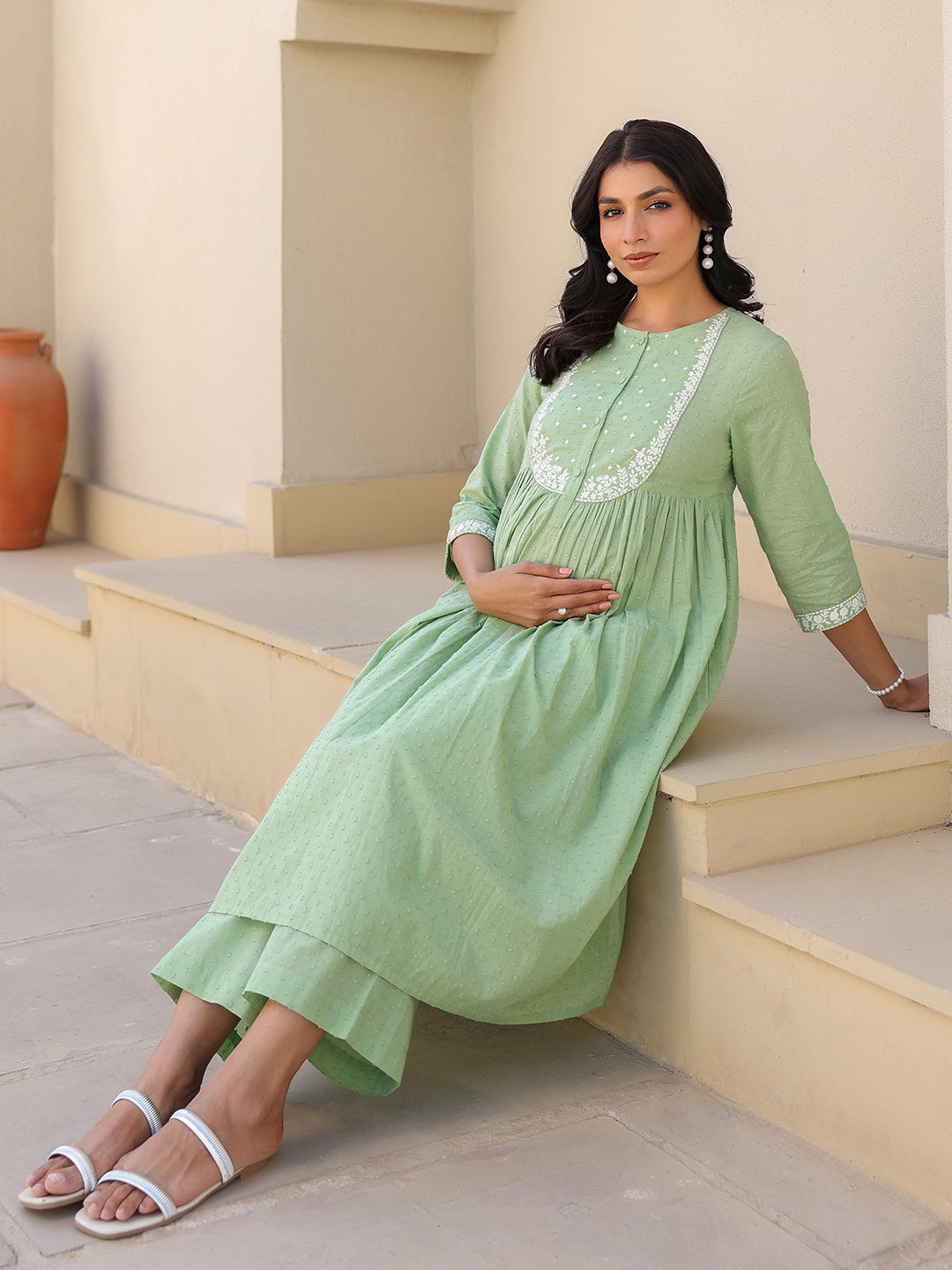 Janasya Light Dobby Cotton Yoke Embroidery A-Line Kurta Set