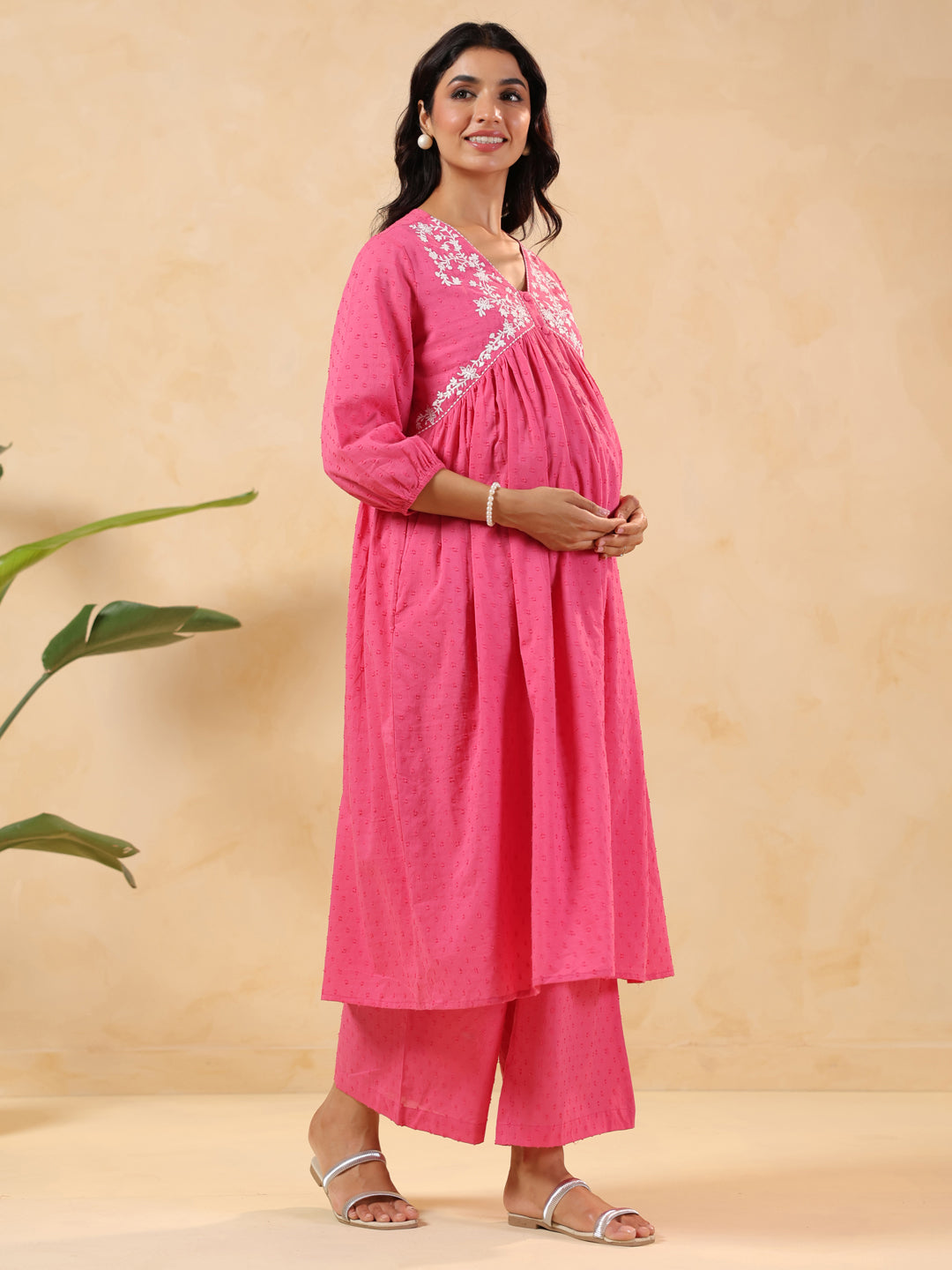 Janasya Light Dobby Cotton Yoke Embroidery A-Line Kurta Set