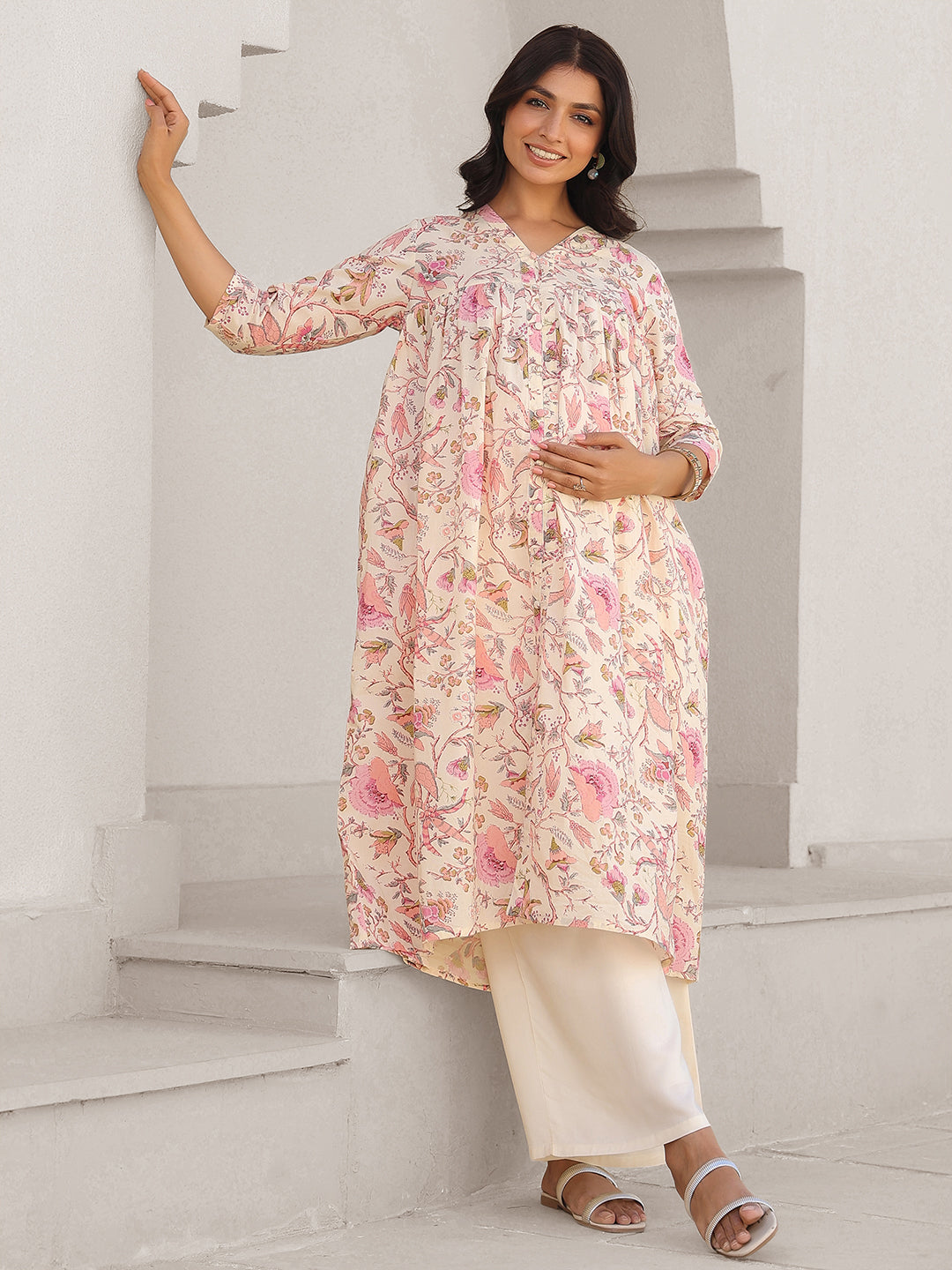 Janasya Light Cotton Floral A-Line Kurta