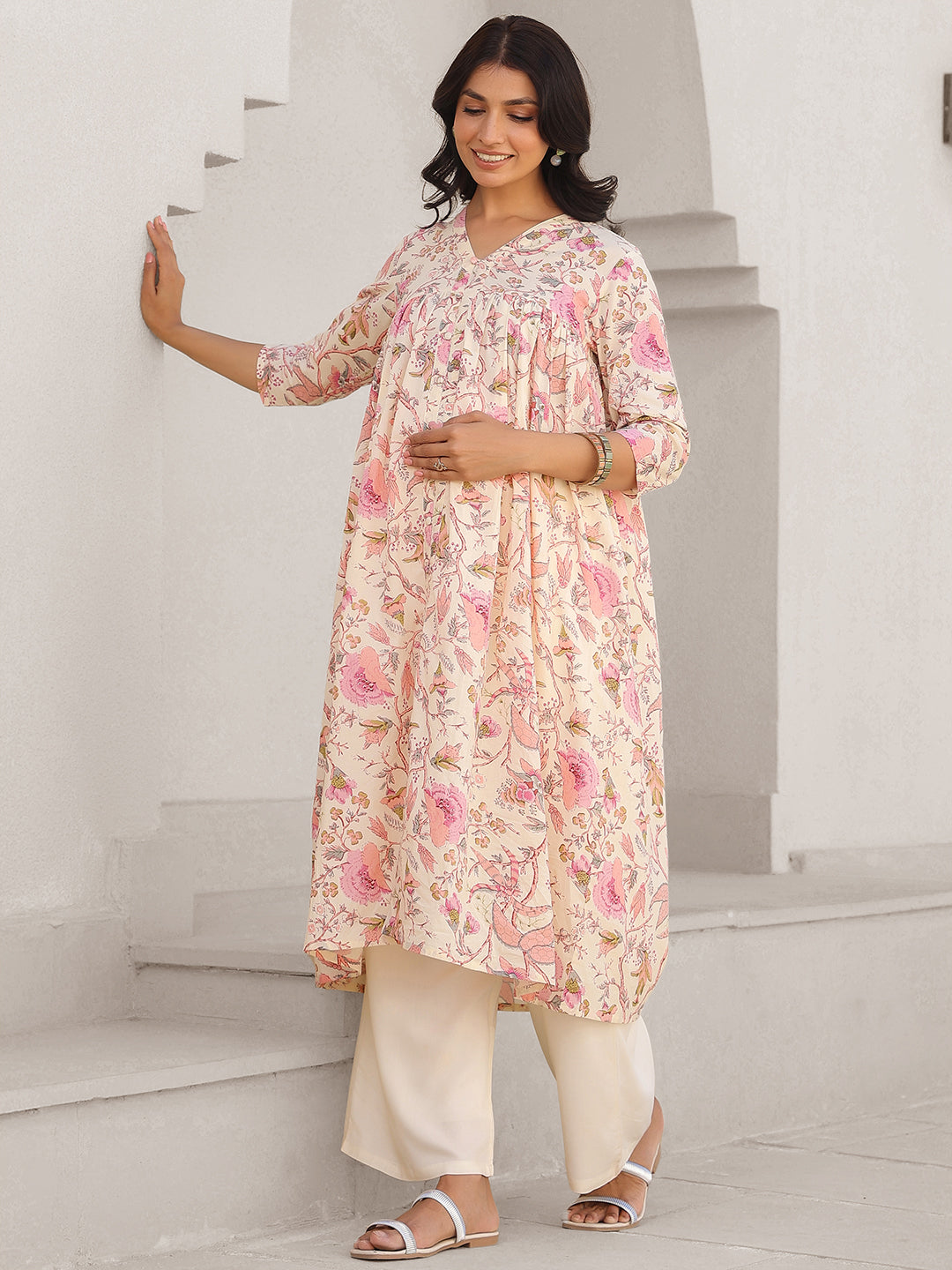 Janasya Light Cotton Floral A-Line Kurta