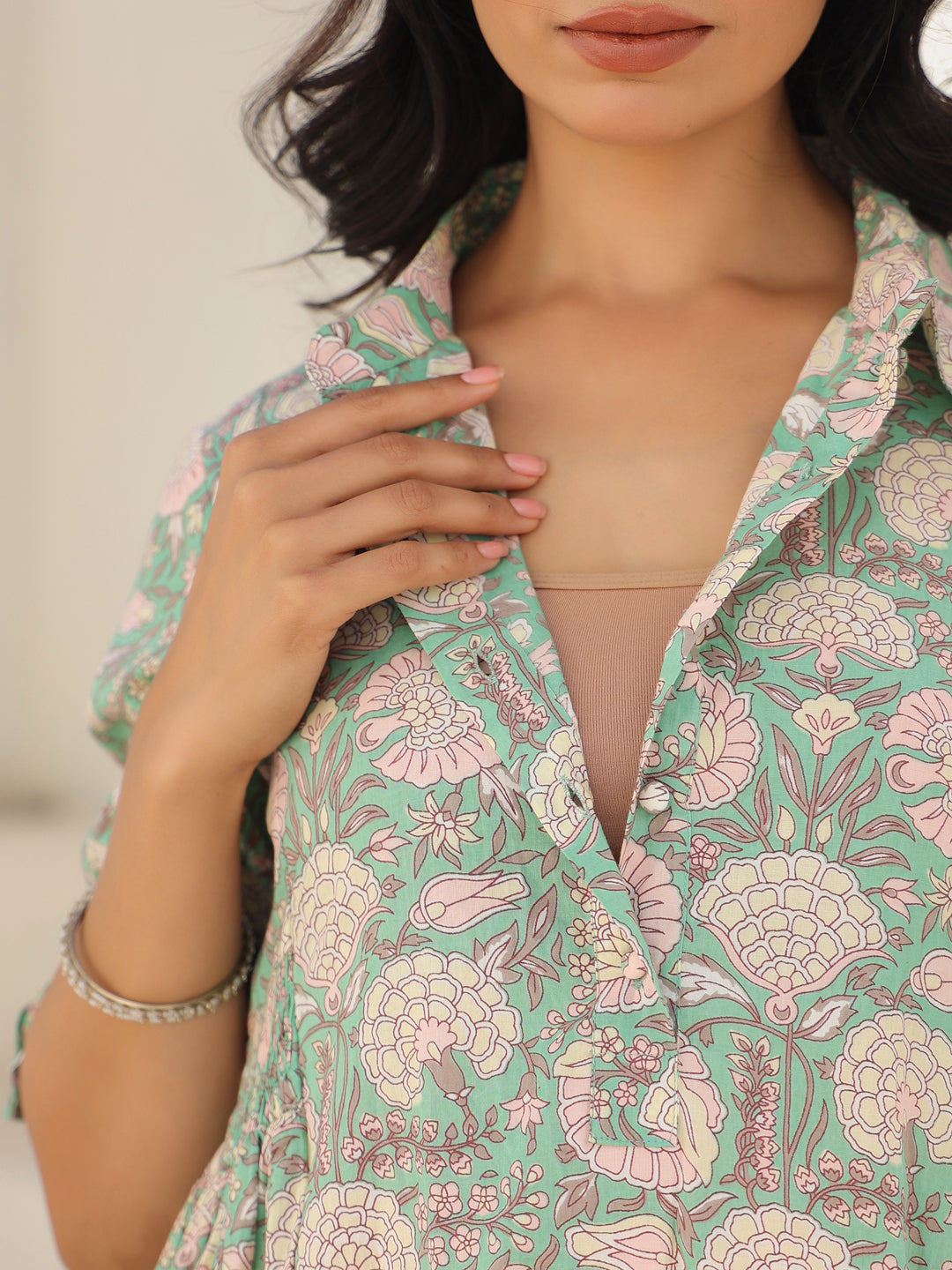 Janasya Light Cotton Floral A-Line Kurta