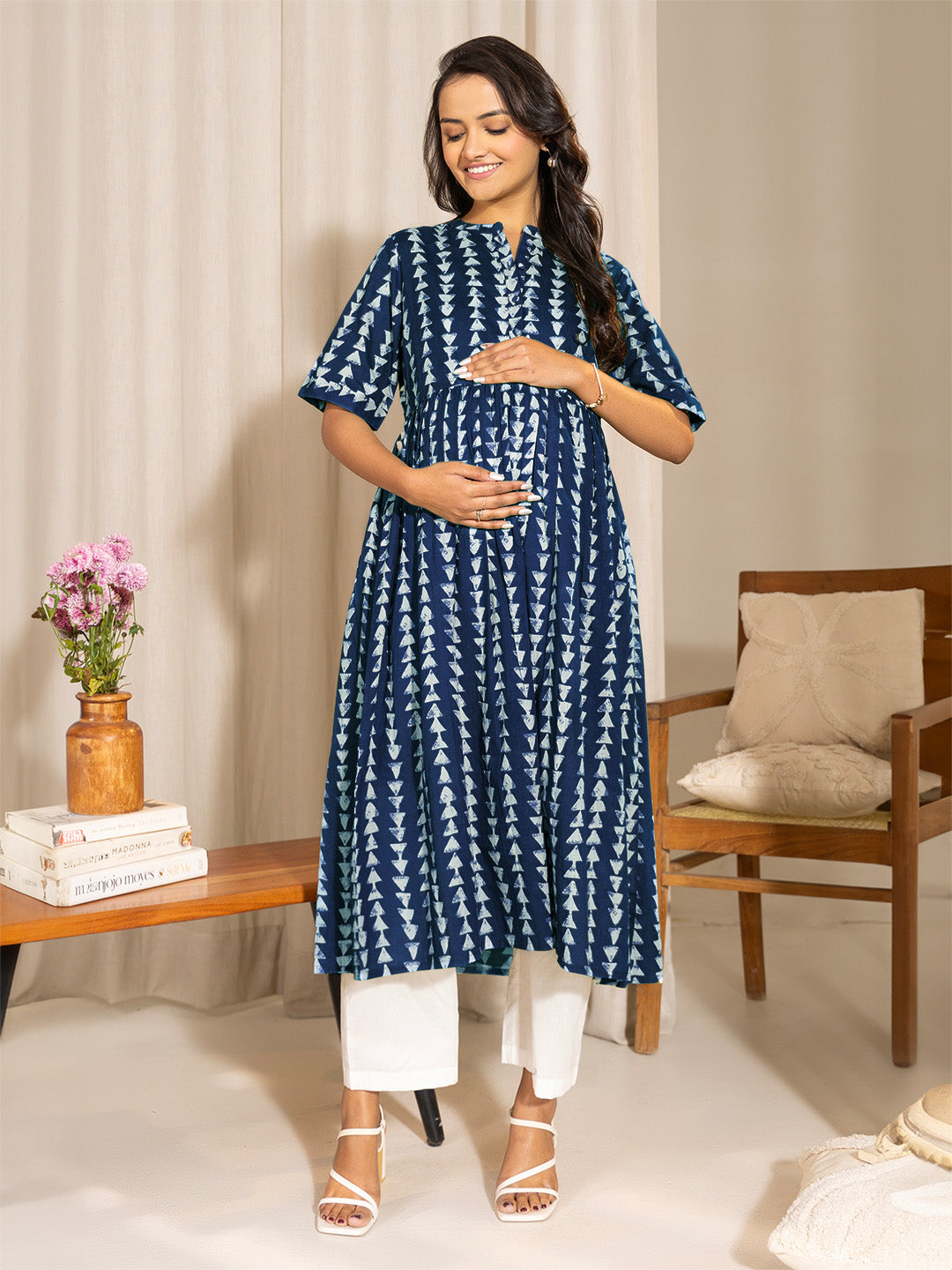 Janasya Dark Cotton Geometric A-Line Kurta