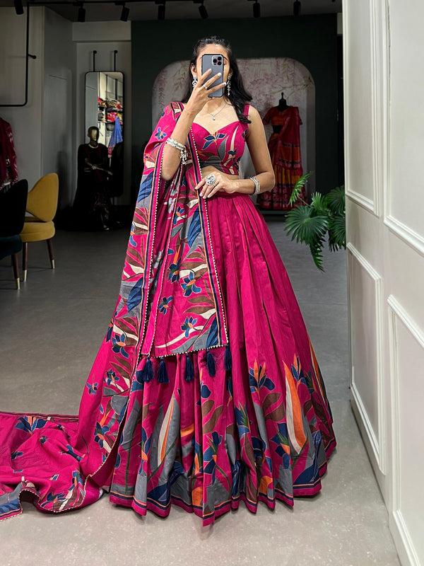 Malishka Womens Pink Dola Silk With Foil Print Lehenga Choli Set
