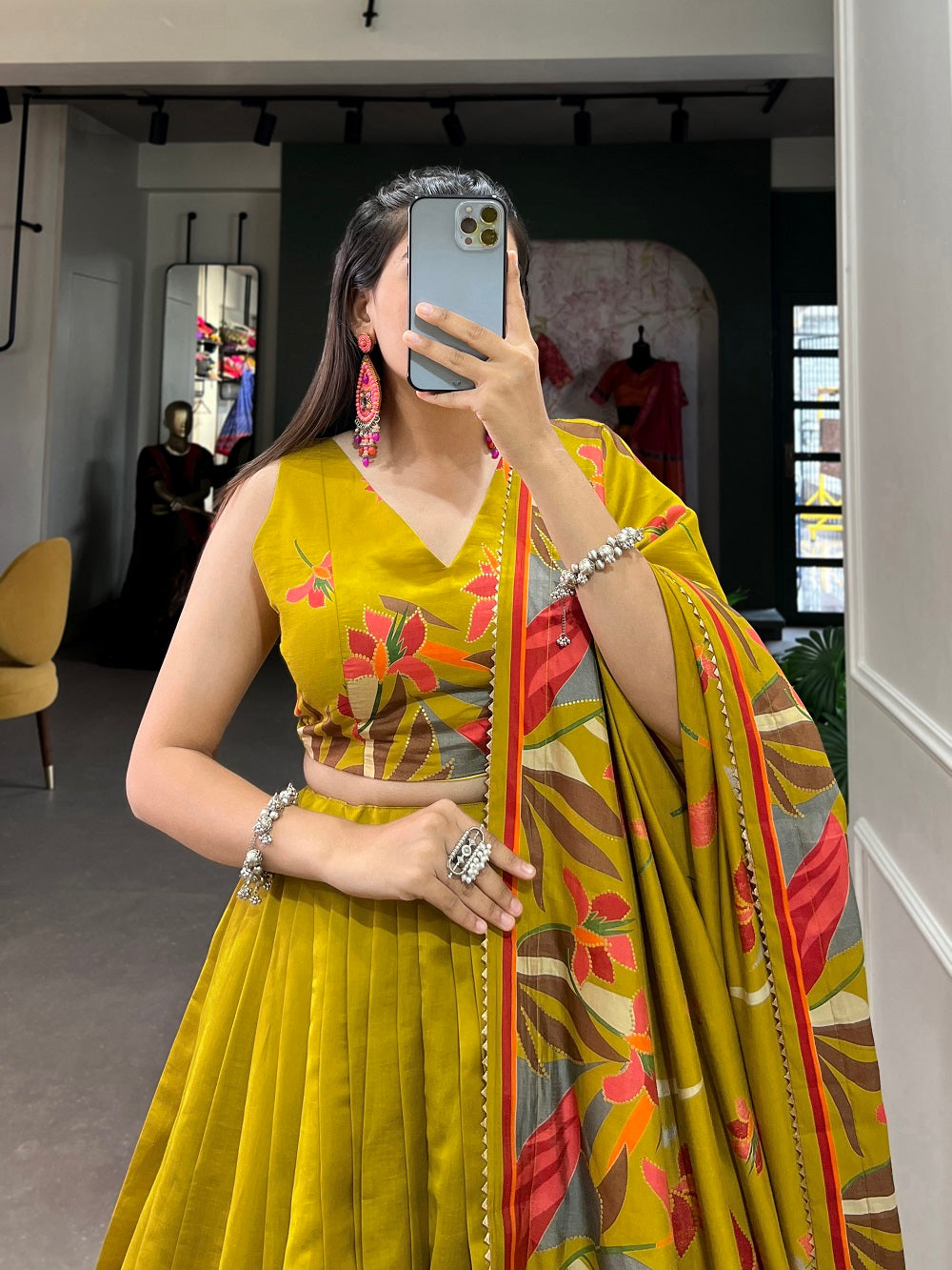 Malishka Womens Yellow Dola Silk With Foil Print Lehenga Choli Set