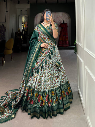 Malishka Womens Green Dola Silk With Foil Print Lehenga Choli Set