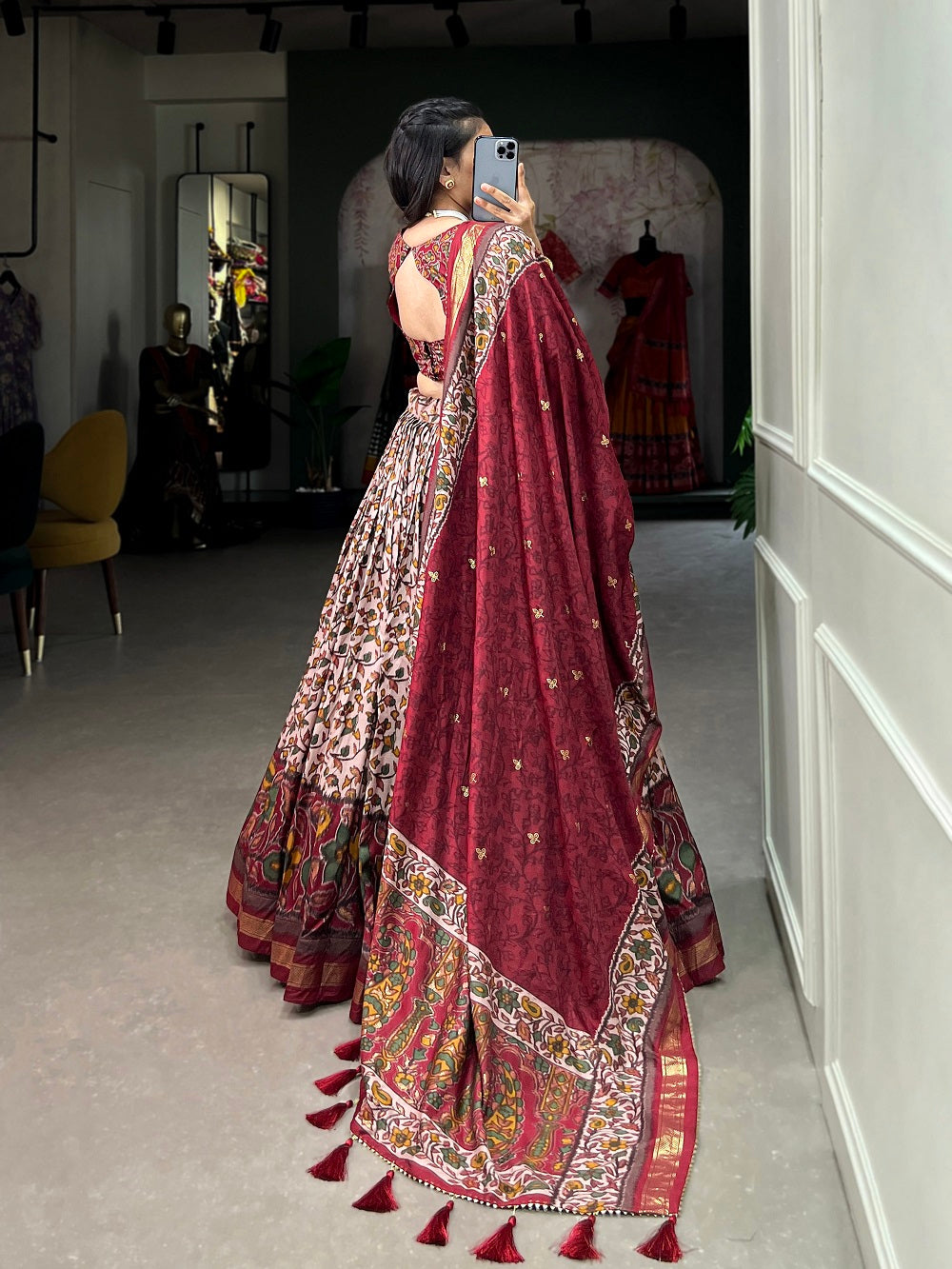 Malishka Womens Maroon Dola Silk With Foil Print Lehenga Choli Set