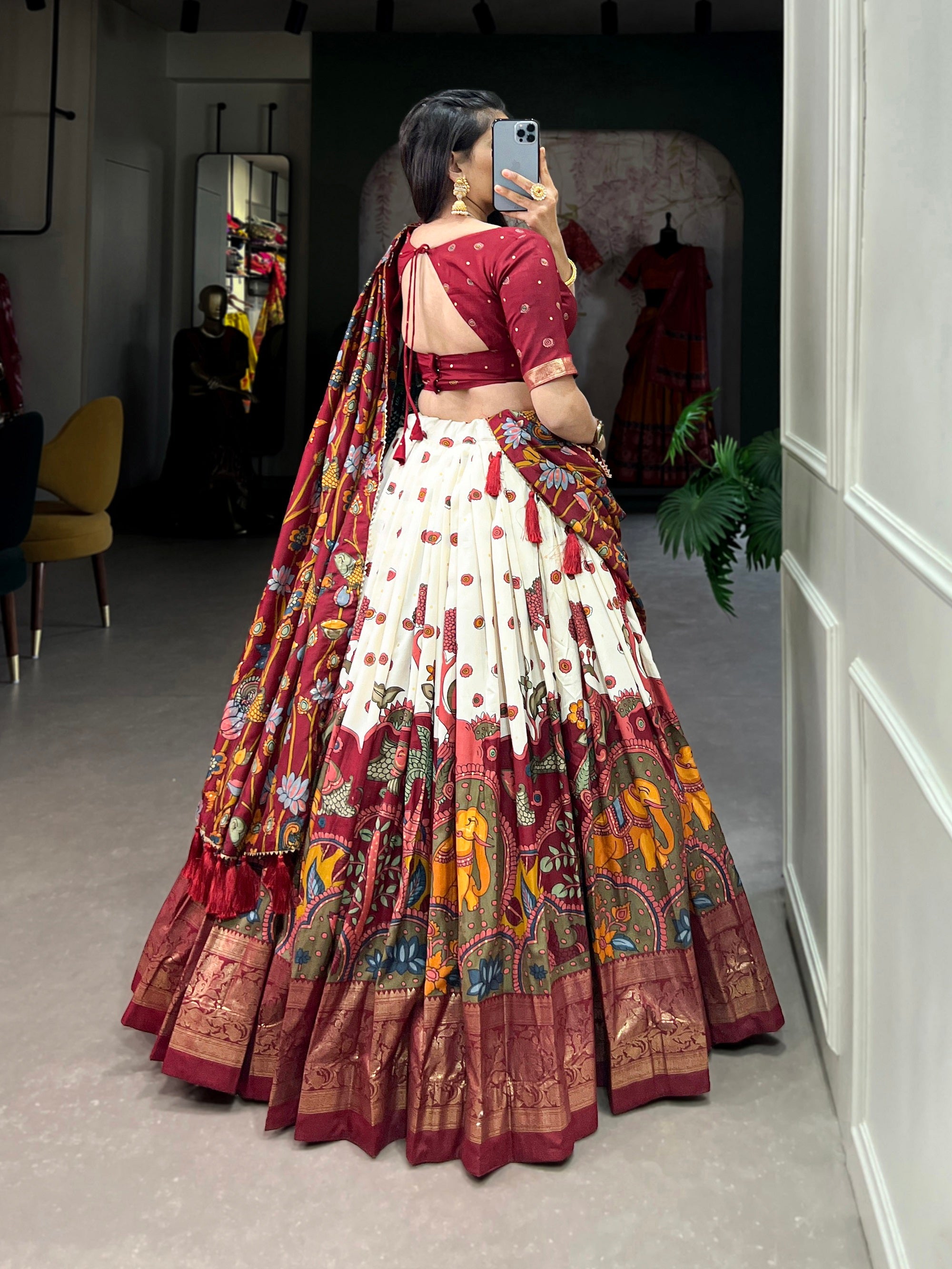 Malishka Womens White Dola Silk With Foil Print Lehenga Choli Set