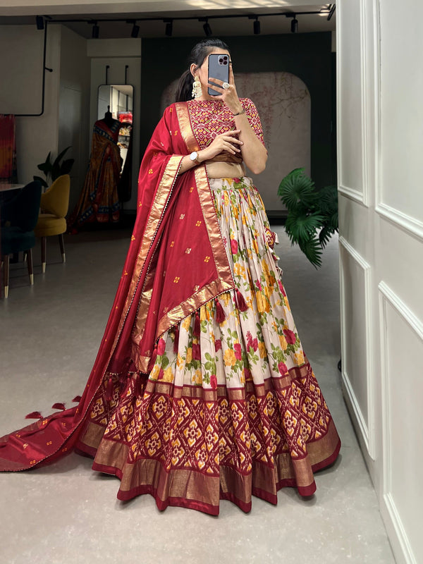 Malishka Womens Red Dola Silk With Foil Print Lehenga Choli Set