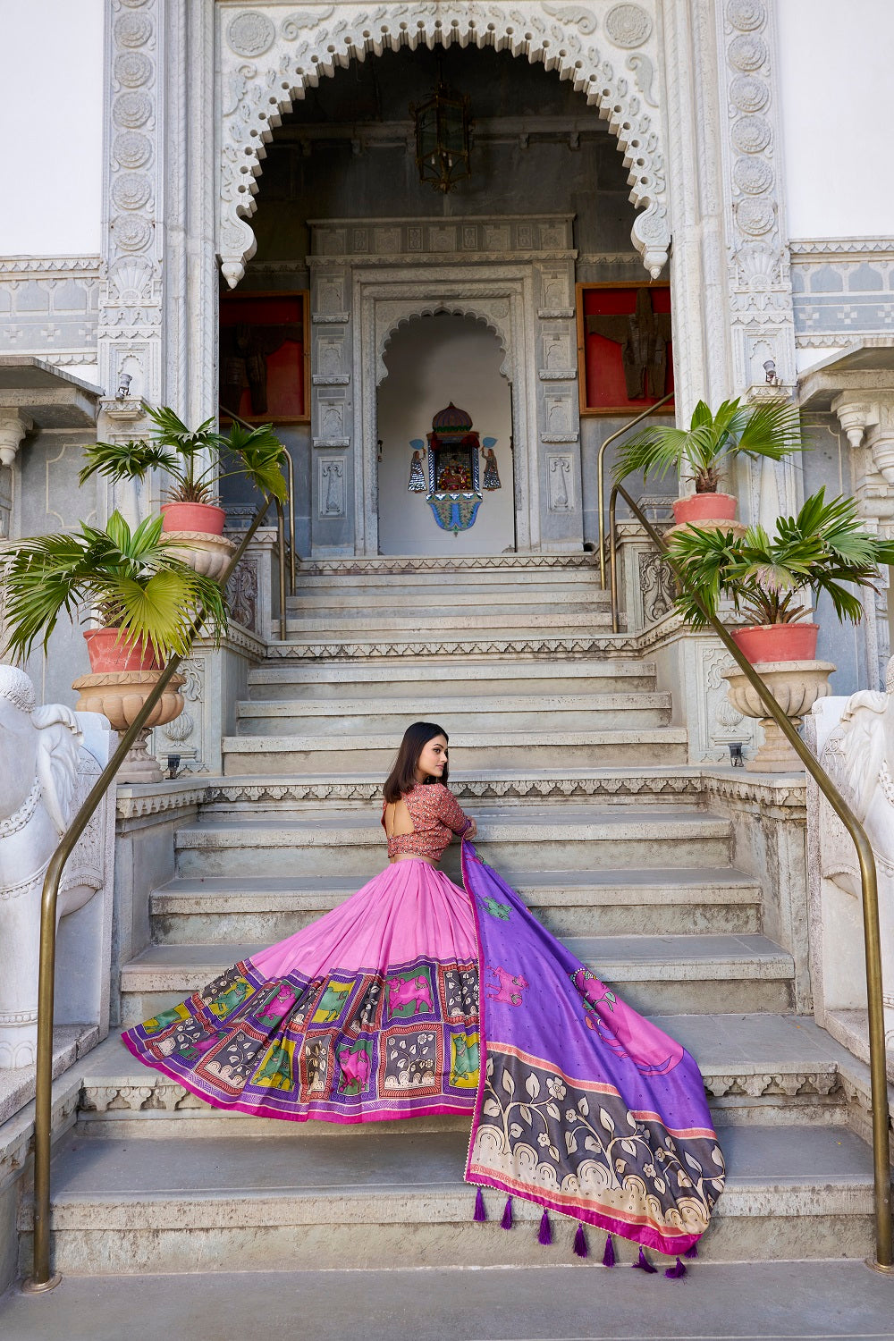 Malishka Womens Peach Dola Silk With Foil Print Lehenga Choli Set