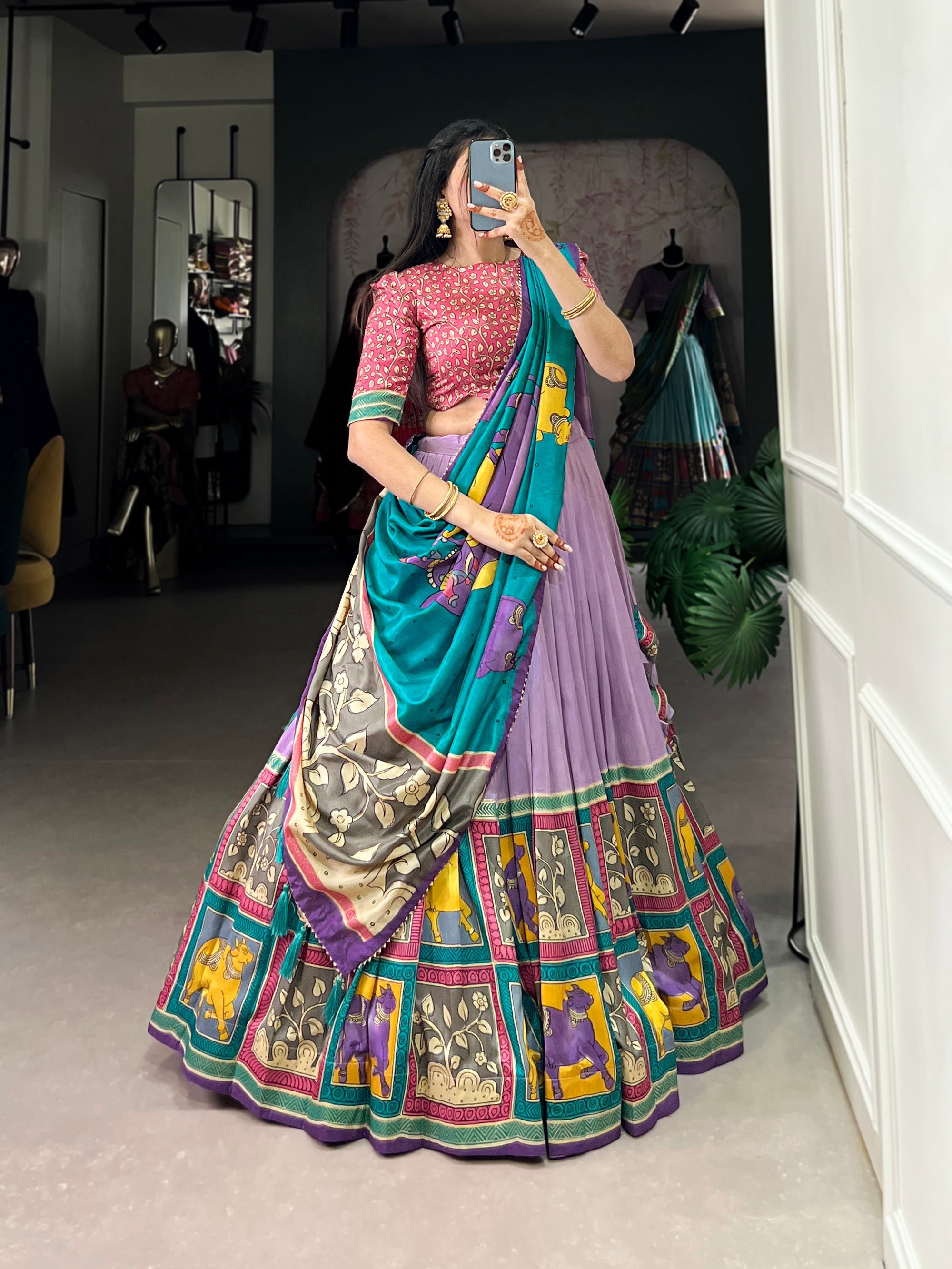 Malishka Womens Lavender Dola Silk With Foil Print Lehenga Choli Set