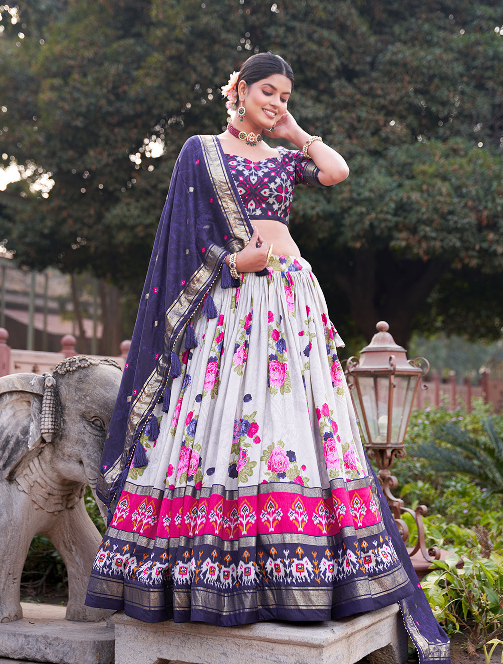 Malishka Womens Navy Blue Dola Silk With Foil Print Lehenga Choli Set