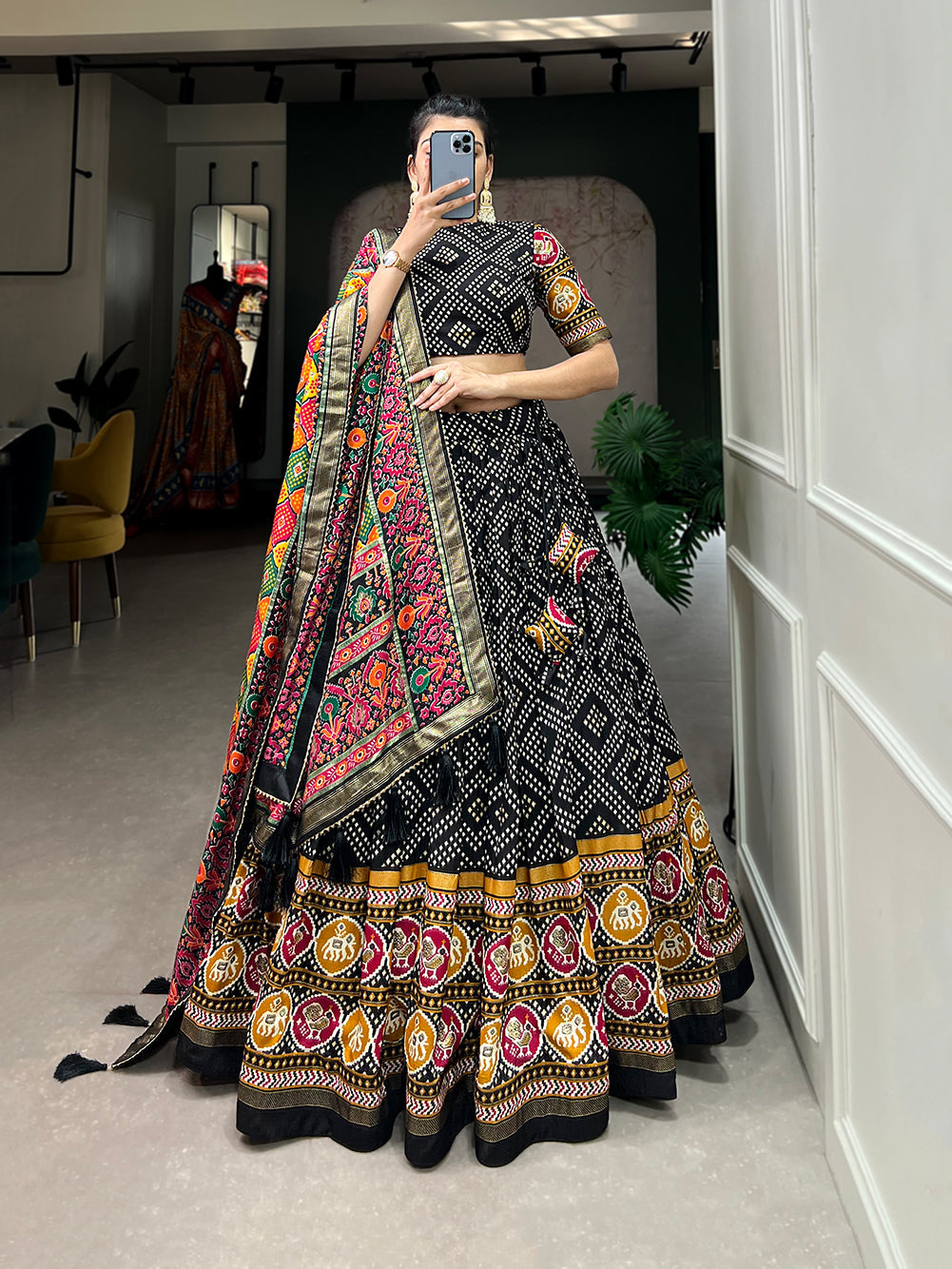 Malishka Womens Black Dola Silk With Foil Print Lehenga Choli Set