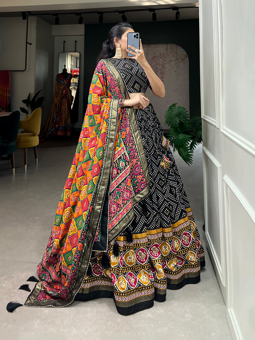 Malishka Womens Black Dola Silk With Foil Print Lehenga Choli Set
