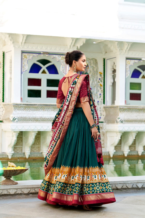 Malishka Womens Green Dola Silk With Foil Print Lehenga Choli Set