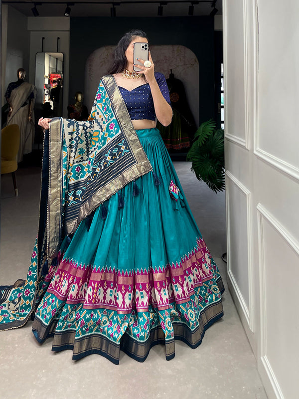 Malishka Womens Teal Dola Silk With Foil Print Lehenga Choli Set