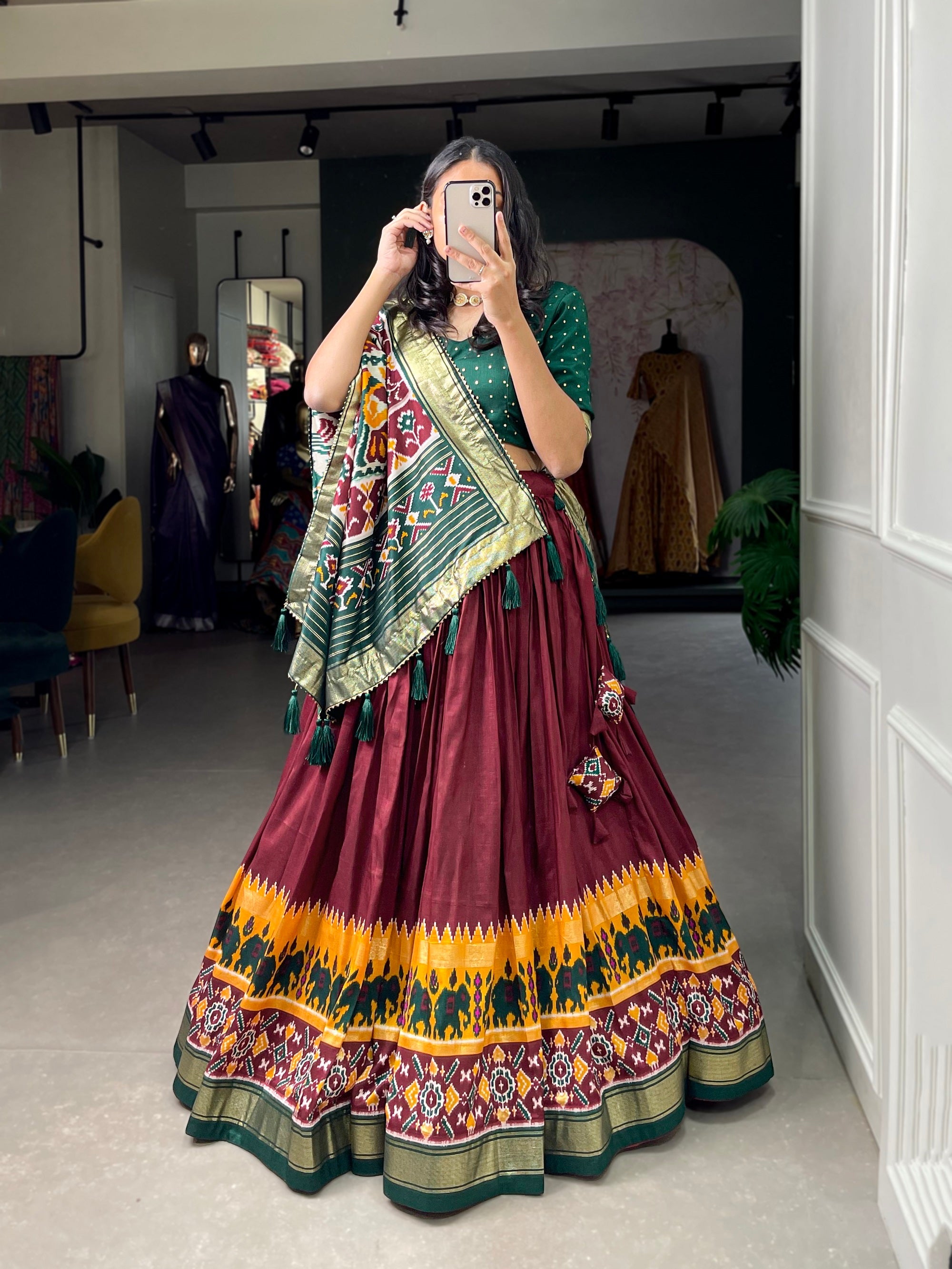Malishka Womens Maroon Dola Silk With Foil Print Lehenga Choli Set