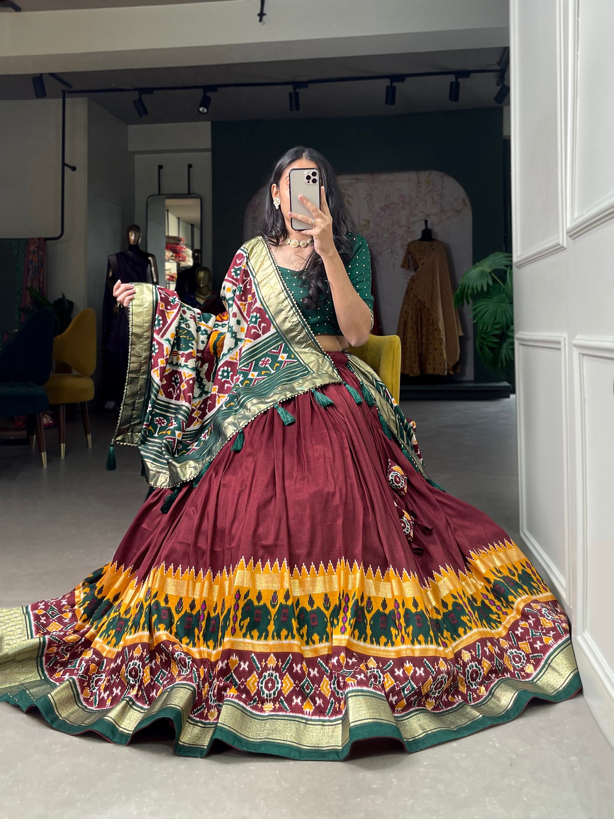 Malishka Womens Maroon Dola Silk With Foil Print Lehenga Choli Set