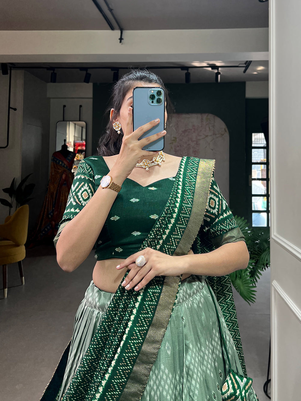 Malishka Womens Green Dola Silk With Foil Print Lehenga Choli Set