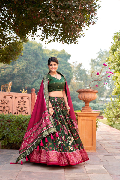 Malishka Womens Green Dola Silk With Foil Print Lehenga Choli Set