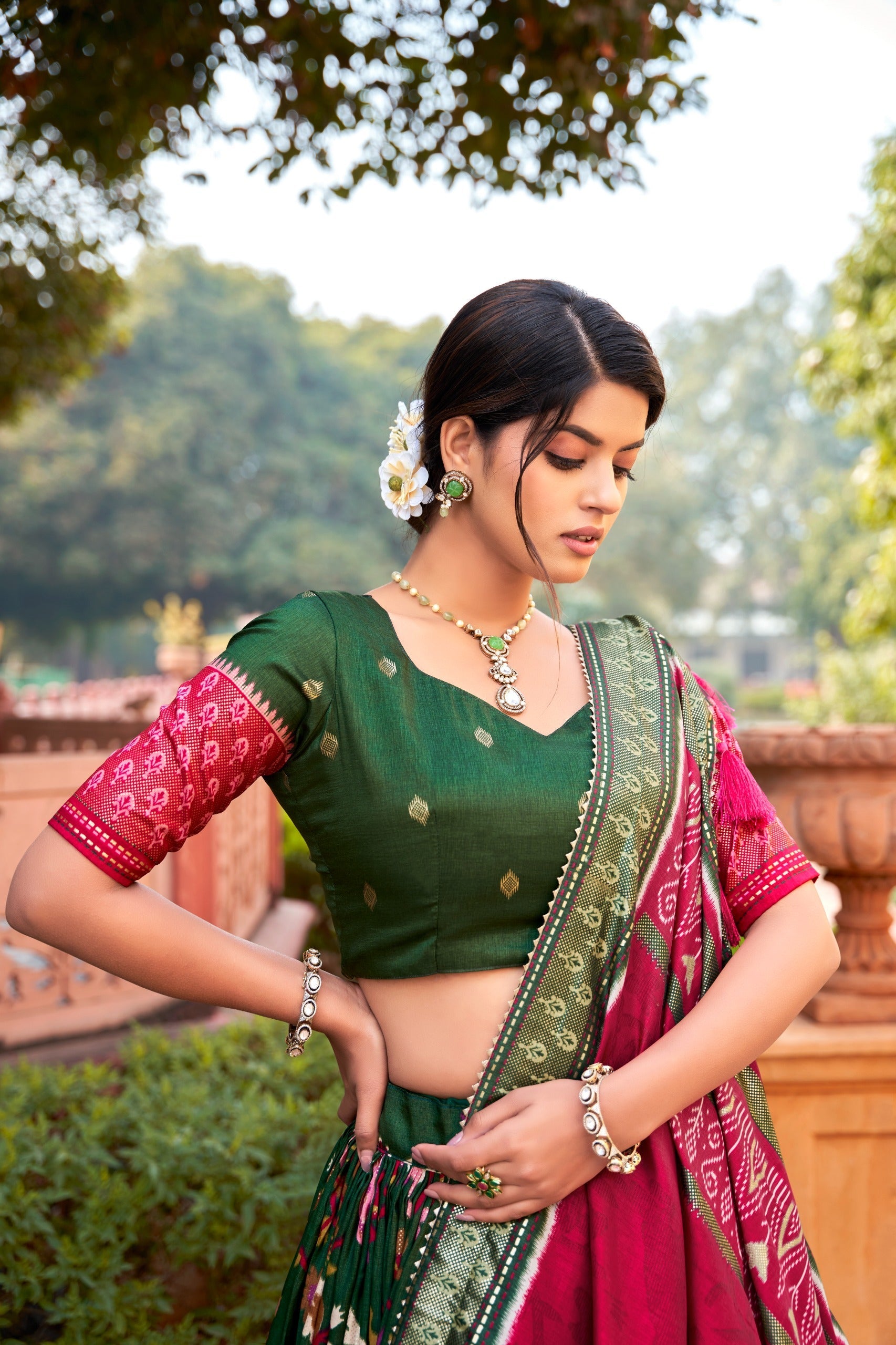 Malishka Womens Green Dola Silk With Foil Print Lehenga Choli Set