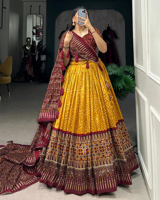 Malishka Womens Yellow Dola Silk With Foil Print Lehenga Choli Set