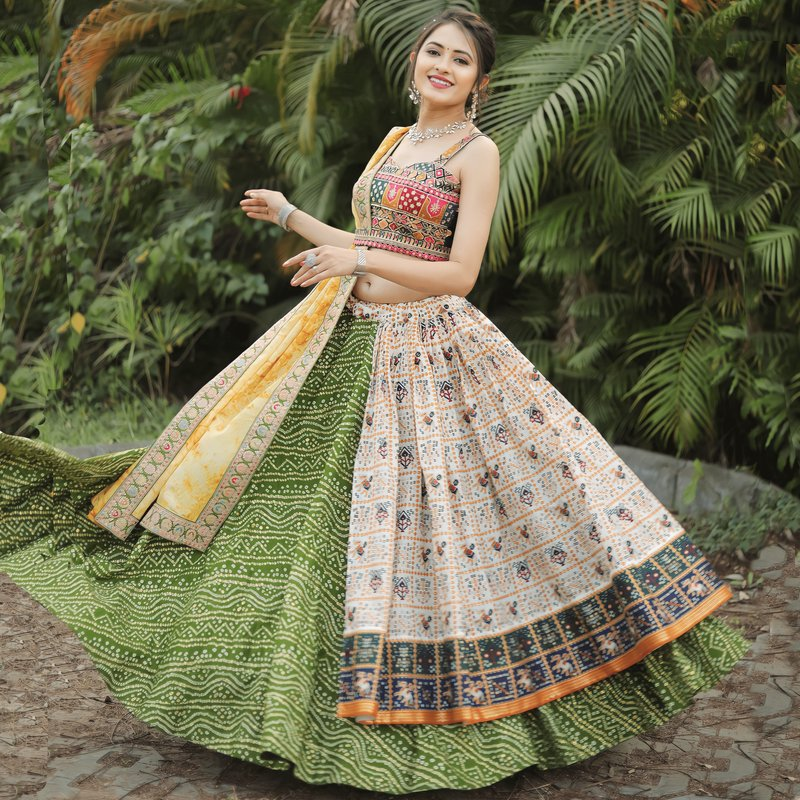 Malishka Export Bandhej Patola Foil Print Lahenga Choli Set - White-Mehendi - Distacart