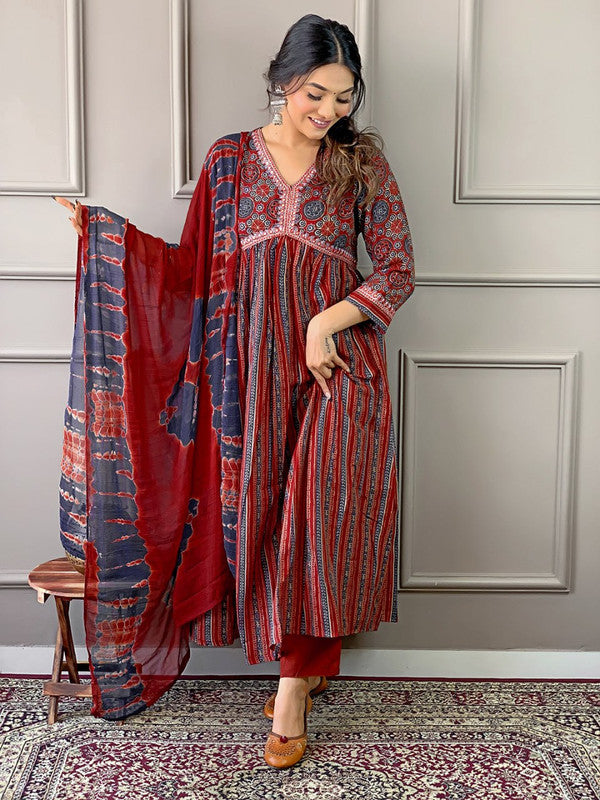 Malishka Women Embroidered Cotton Kurta Pant Set With Digital Print Dupata - Maroon - Distacart