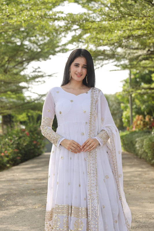 Malishka Women's White Georgette Embroidered Anarkali Kurta Pant With Dupatta - Distacart