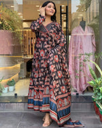 Thumbnail for Malishka Women's Embroidered Cotton Blend Kurti With Pant & Dupatta Set - Black - Distacart