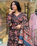 Thumbnail for Malishka Women's Embroidered Cotton Blend Kurti With Pant & Dupatta Set - Black - Distacart