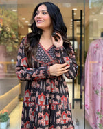 Thumbnail for Malishka Women's Embroidered Cotton Blend Kurti With Pant & Dupatta Set - Black - Distacart