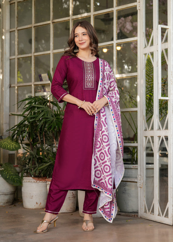 Malishka Women's Viscose Rayon Embroidery Straight Kurta with Pant And Dupatta Set - Maroon