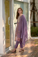 Thumbnail for Avantini Women's Purple Tissue with floral printed and Embroidered Straight Kurta Pant With Dupatta - Distacart